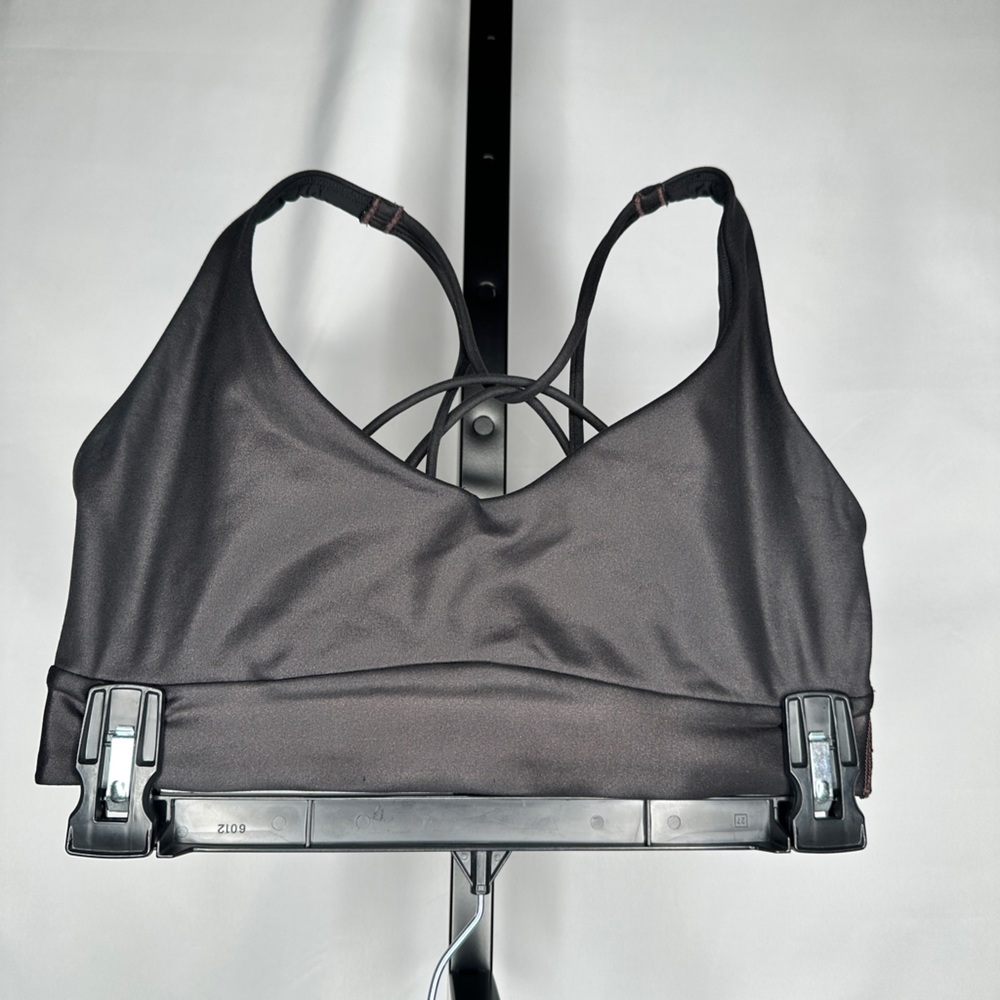 🧘🏽‍♀️Athleta Metallic Black Sports Bra